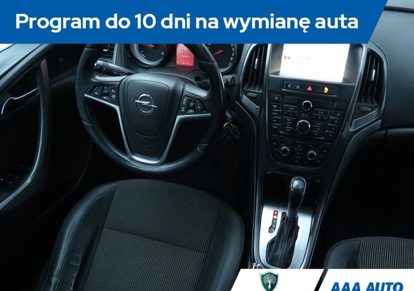 Opel Astra cena 21000 przebieg: 281787, rok produkcji 2013 z Krobia małe 254